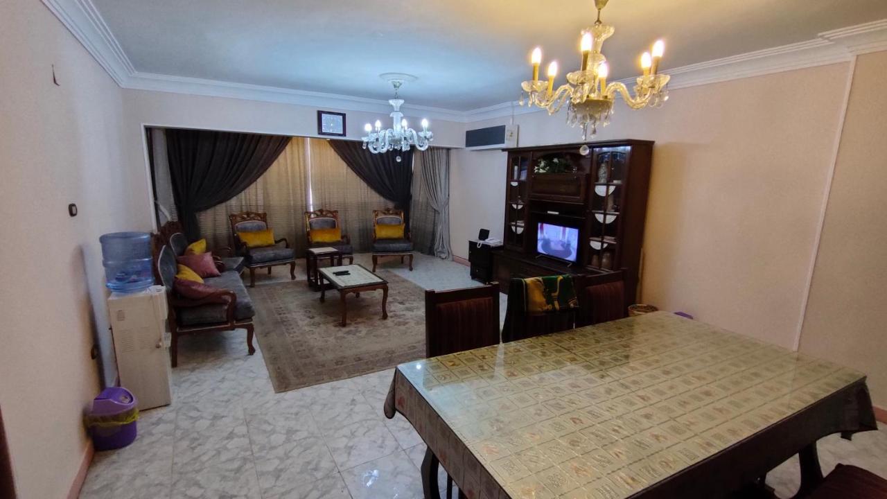 مكرم عبيد للعائلات B 20 Apartment